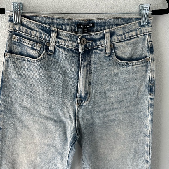 NWT - Fashion Nova Straight Leg Denim Jeans - Picture 2 of 6